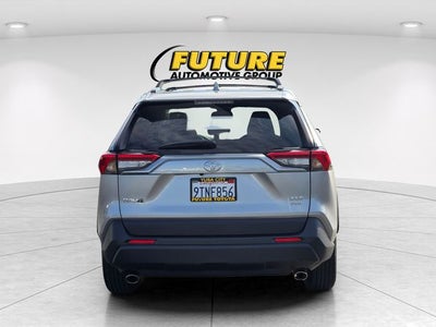2025 Toyota RAV4 XLE AWD