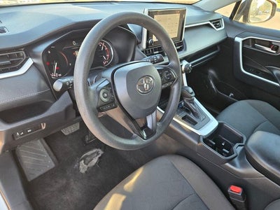 2025 Toyota RAV4 XLE FWD