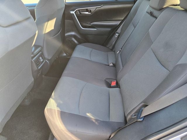 2025 Toyota RAV4 XLE FWD