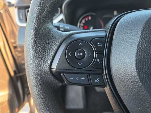 2025 Toyota RAV4 XLE FWD