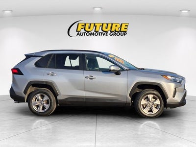 2025 Toyota RAV4 XLE FWD