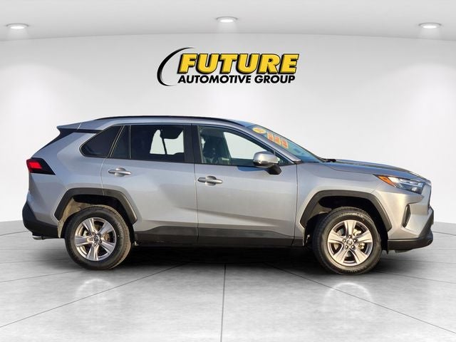 2025 Toyota RAV4 XLE FWD