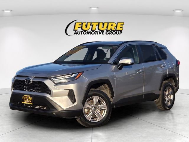 2025 Toyota RAV4 XLE FWD