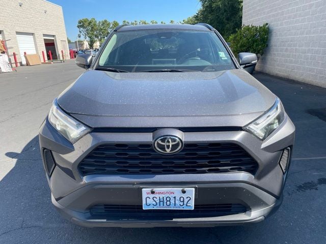 2025 Toyota RAV4 XLE FWD
