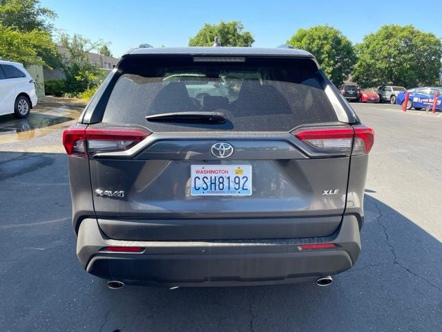 2025 Toyota RAV4 XLE FWD
