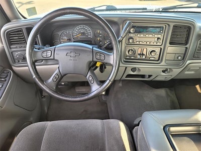 2006 Chevrolet Avalanche 1500 LS RWD