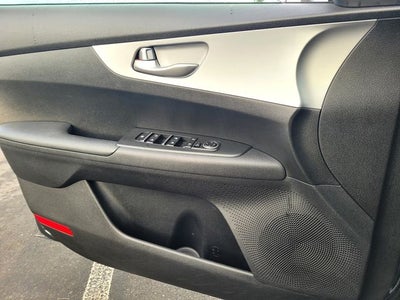 2023 Kia Forte LXS Sedan