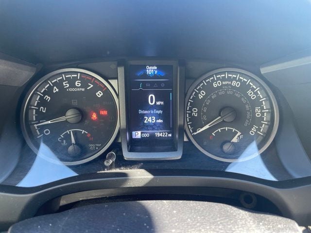 2022 Toyota Tacoma TRD Sport V6 4WD LIFTED W. Tech Pkg.