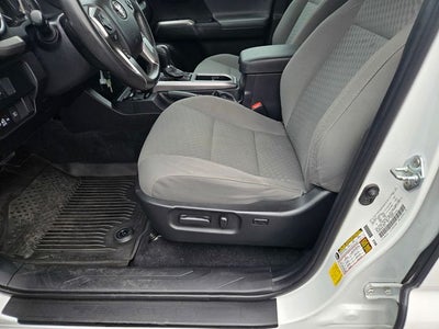 2022 Toyota Tacoma SR5 V6 4WD