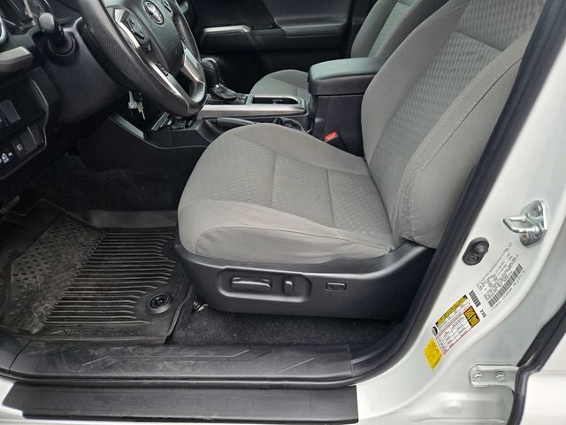 2022 Toyota Tacoma SR5 V6 4WD