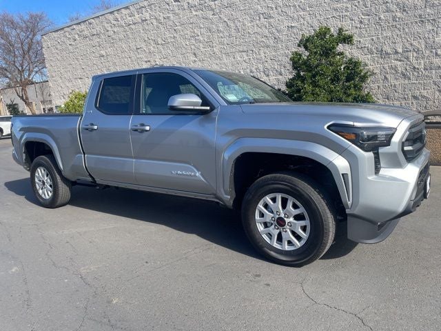 2026 Toyota Tacoma SR5 4WD Long Bed