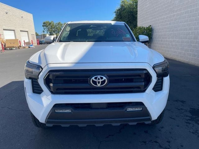 2024 Toyota Tacoma SR5 4WD Double Cab