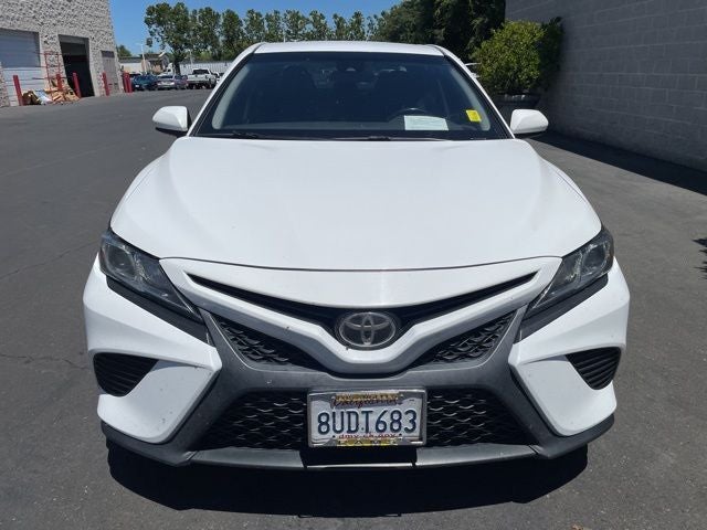 2018 Toyota Camry SE