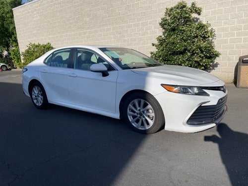 2022 Toyota Camry LE Sedan