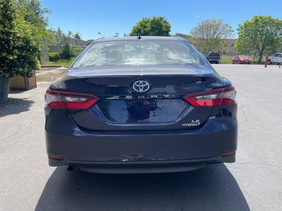 2022 Toyota Camry Hybrid LE Sedan