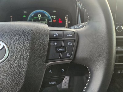 2025 Toyota Camry SE Hybrid