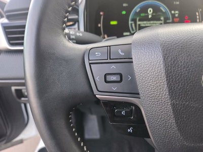2025 Toyota Camry SE Hybrid
