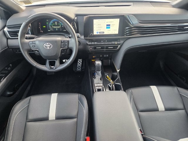2025 Toyota Camry SE Hybrid