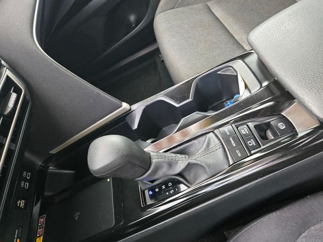 2025 Toyota Camry LE Hybrid