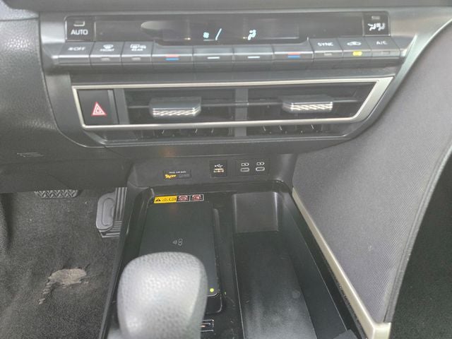 2025 Toyota Camry LE Hybrid