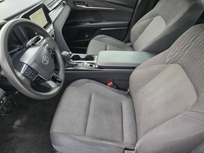 2025 Toyota Camry LE Hybrid