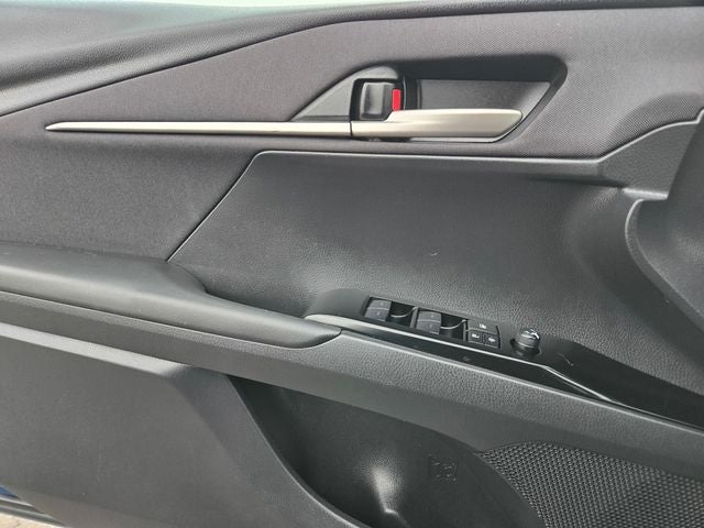 2025 Toyota Camry LE Hybrid