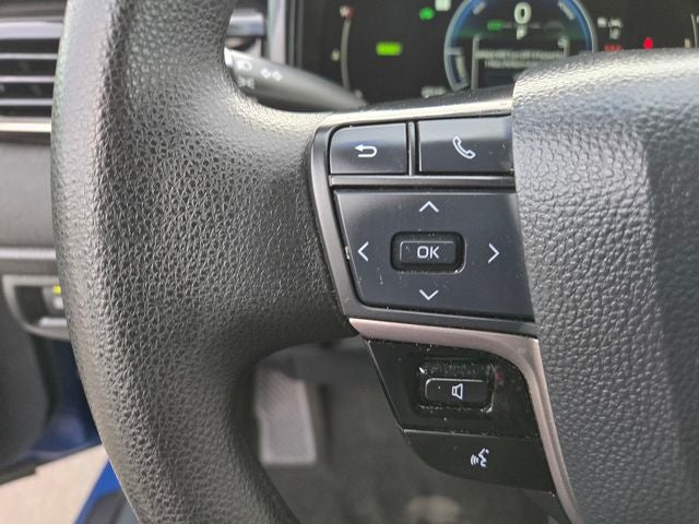 2025 Toyota Camry LE Hybrid