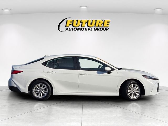 2025 Toyota Camry LE Sedan