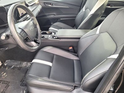 2025 Toyota Camry SE Hybrid