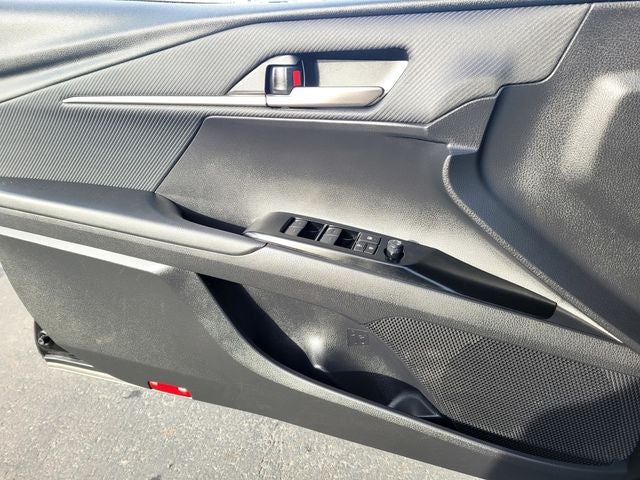 2025 Toyota Camry SE Hybrid