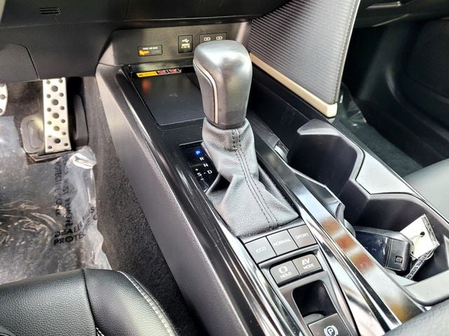 2025 Toyota Camry SE Hybrid