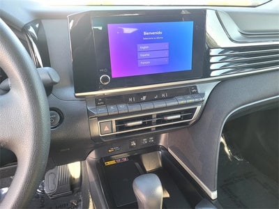 2025 Toyota Camry LE Hybrid Sedan