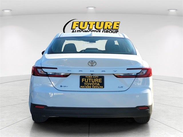 2025 Toyota Camry LE Hybrid Sedan