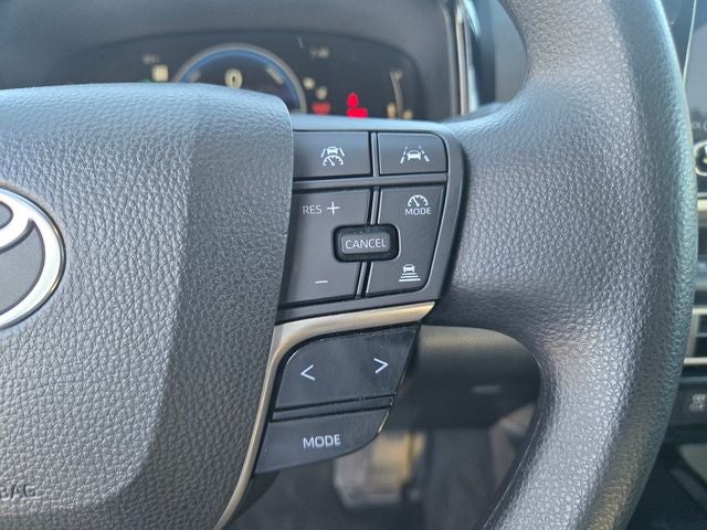 2025 Toyota Camry LE Sedan