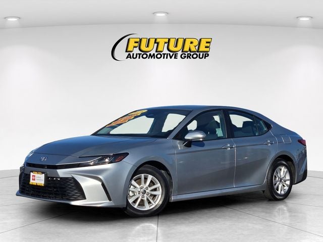 2025 Toyota Camry LE Sedan