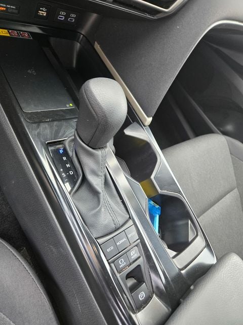 2025 Toyota Camry LE Hybrid