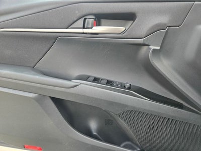 2025 Toyota Camry LE Hybrid