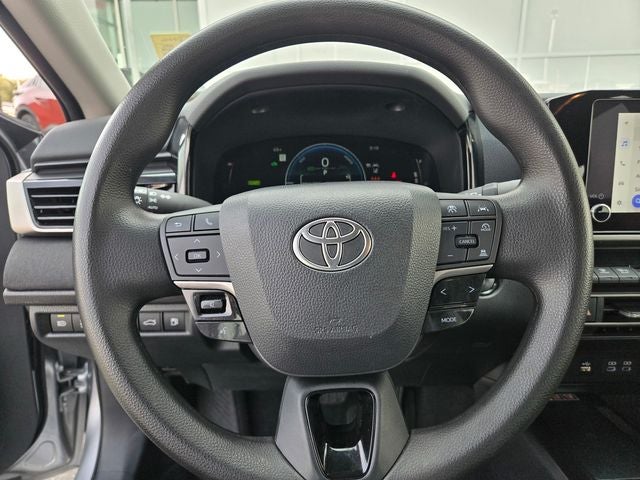 2025 Toyota Camry LE Hybrid
