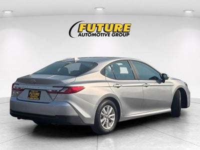 2025 Toyota Camry LE Hybrid