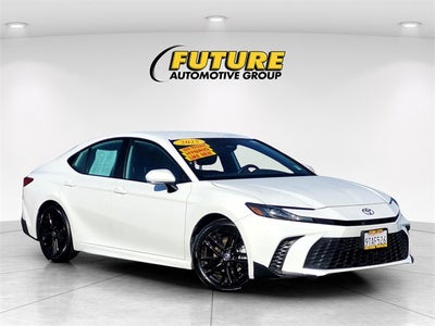 2025 Toyota Camry SE Hybrid W/ SofTex