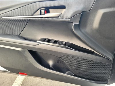 2025 Toyota Camry SE Hybrid