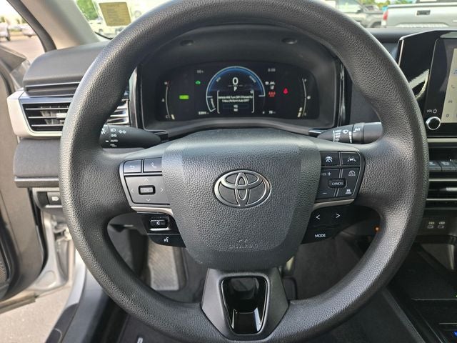 2025 Toyota Camry LE Sedan