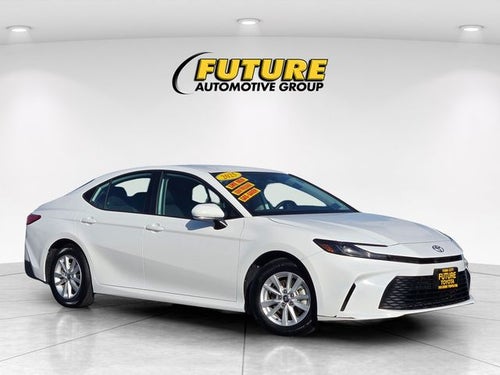 2025 Toyota Camry LE Sedan