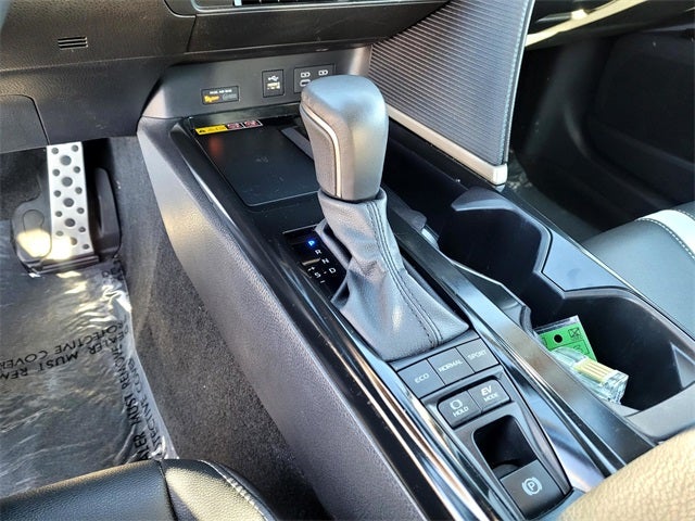 2025 Toyota Camry SE Hybrid W/ SofTex