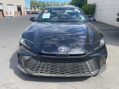 2025 Toyota Camry SE Sedan