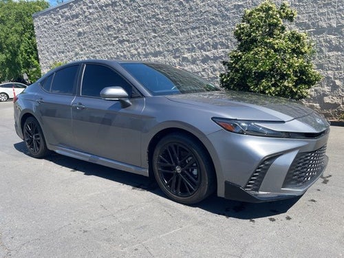 2025 Toyota Camry SE Sedan