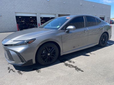 2025 Toyota Camry SE Sedan