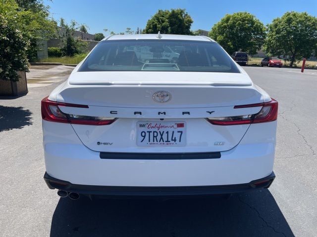 2025 Toyota Camry SE Sedan