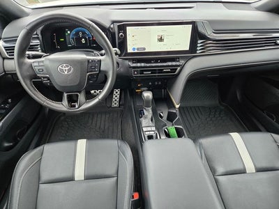 2025 Toyota Camry SE Sedan