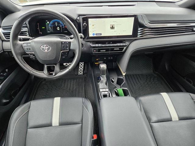 2025 Toyota Camry SE Sedan